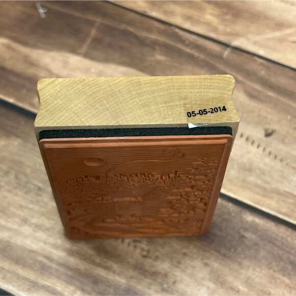 HTF 2014 INKADINKADO 60-01005 SNOWY CABIN SCENE WOOD MOUNTED RUBBER STAMP WINTER - Picture 3 of 5